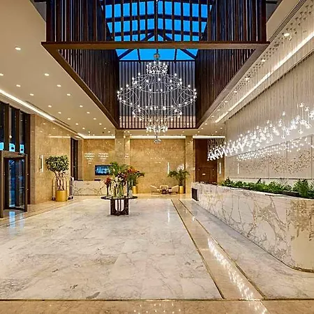 فندق Liberty Signa 5*